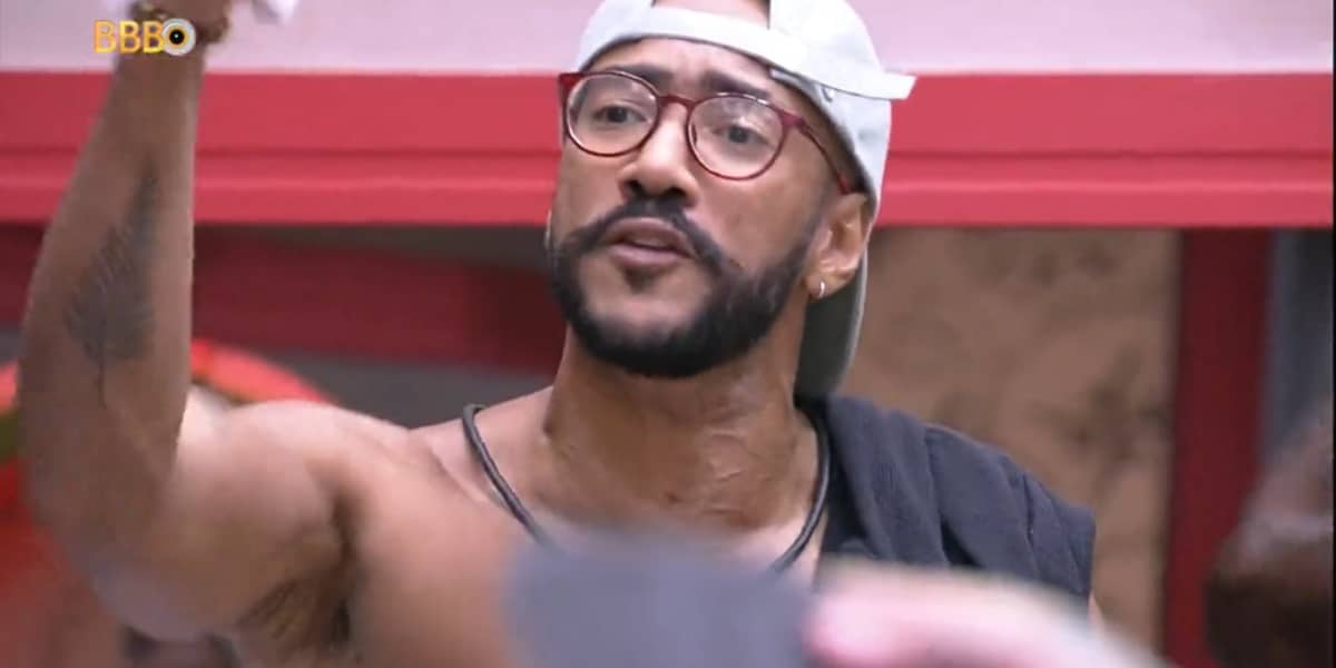 BBB 23: Após descobrir repescagem, Ricardo ameaça deixar programa: 'Aperto o botão'