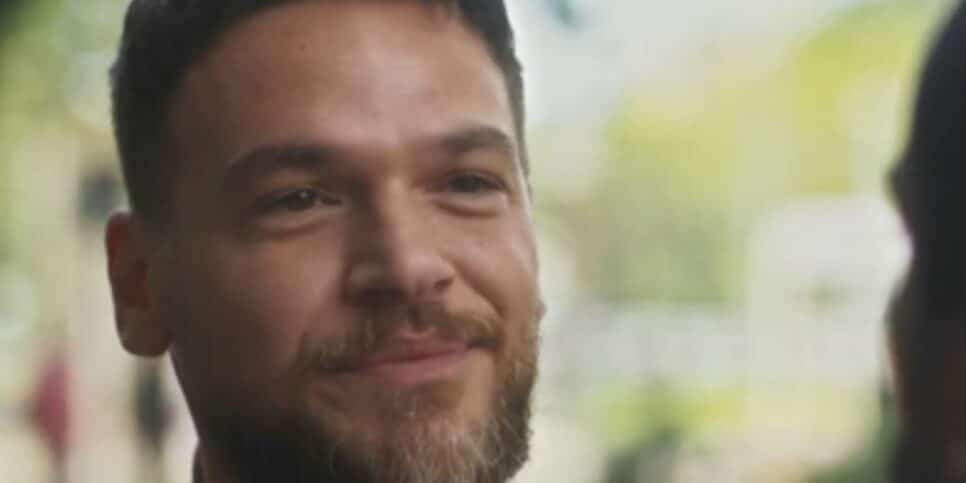 Reviravolta e traição em Vai na Fé: Theo pega cópia de Sol novinha e vira 'gato sênior'