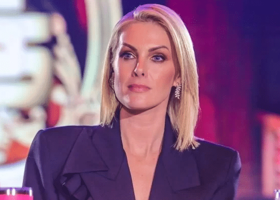Ana Hickmann fez o que mais odeia no Hoje Em Dia ao receber notícia (Foto: Reprodução)