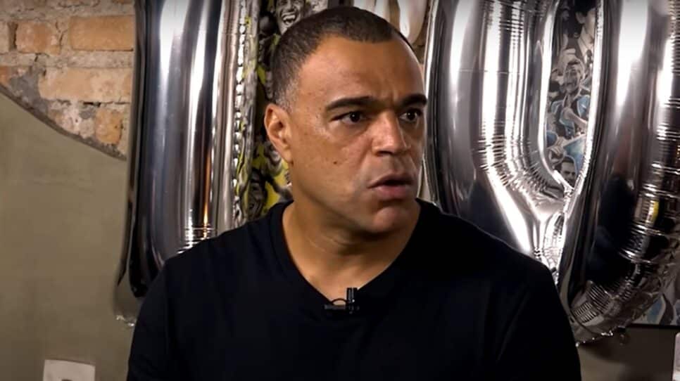 Denílson criticou ao vivo na TV jogador do Internacional (Foto: Reprodução)