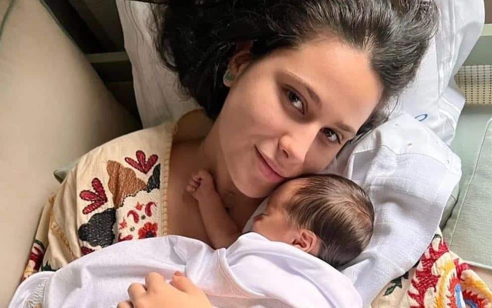 Filha de Claudia Raia posa com Luca e gera reação de ex da atriz