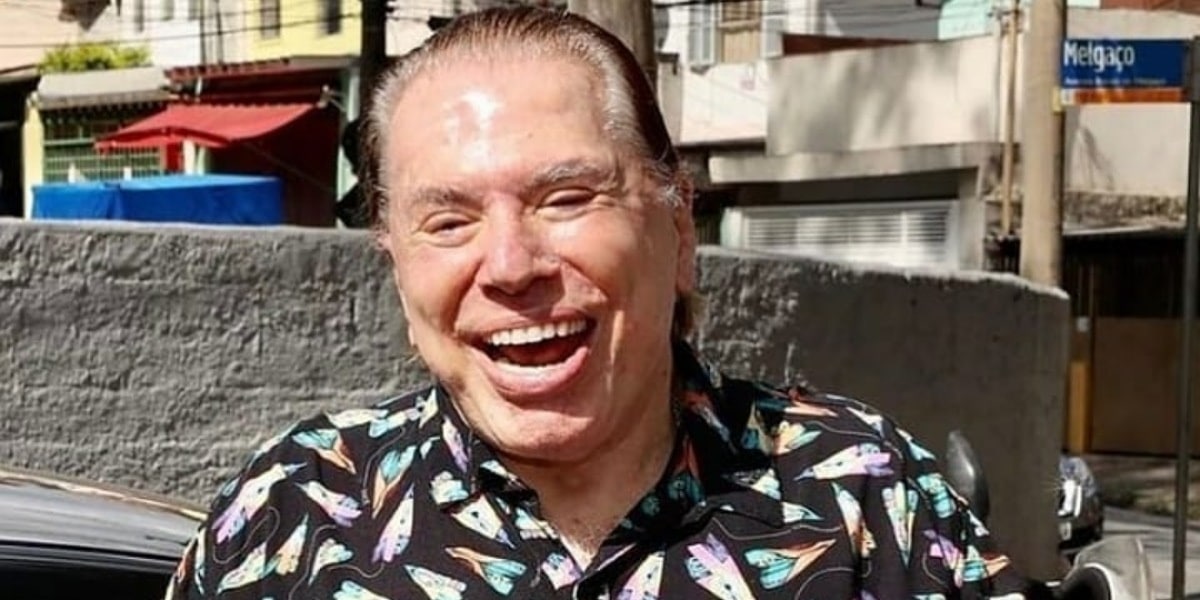 Silvio Santos com seu pijama, aos 92 anos, longe do SBT 