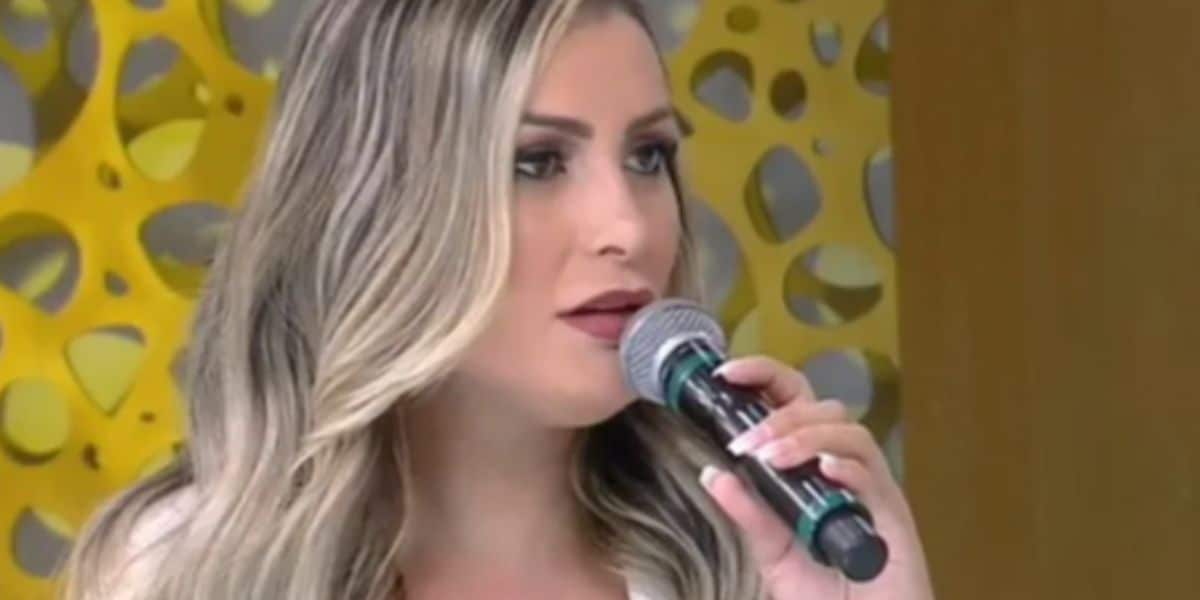 Andressa Urach relembrou relação conturbada com o próprio irmão (Foto: Reprodução)