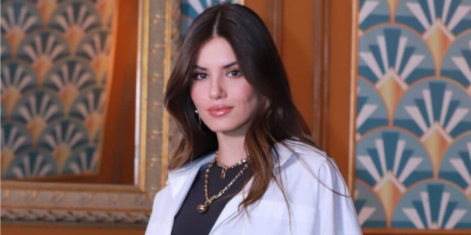 Camila Queiroz fala sobre as críticas que recebeu durante a carreira (Imagem Reprodução Internet)