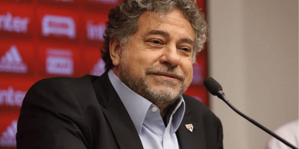 Casares, presidente do São Paulo, anuncia presente para torcida (Imagem Reprodução Internet)