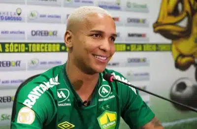 Imagem do post Deyverson se aproxima drasticamente de gigante do futebol e nome pega todos de surpresa: “Quase R$ 1 milhão”