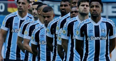 Imagem do post Grêmio se manifesta sobre pacotão de saída de jogadores e ‘irrita’ torcedores: Brenno, Lucas Silva e mais