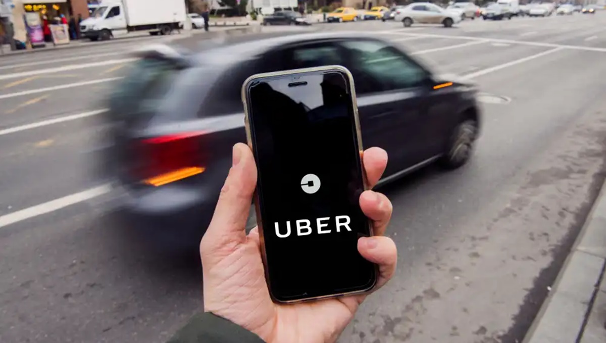 Passageiro atrasado: Uber é um aplicativo de transporte (Imagem: Reprodução)