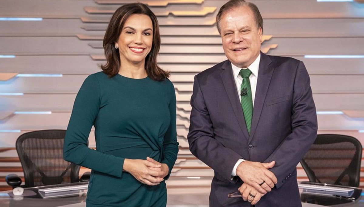 Por muito tempo, a jornalista dividiu espaço com Chico Pinheiro, hoje comanda o noticiário matinal sozinha 