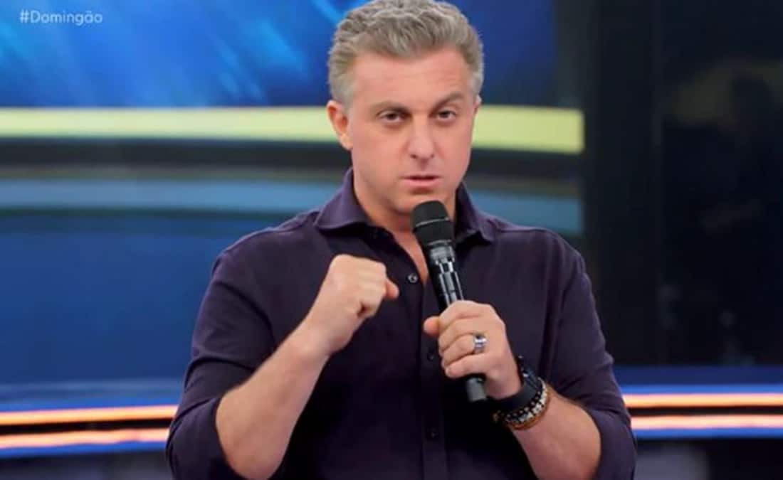 Luciano Huck, hoje, comanda os domingos da Globo com seu DNA próprio