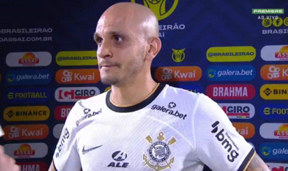 O lateral-esquerdo do Corinthians, Fábio Santos