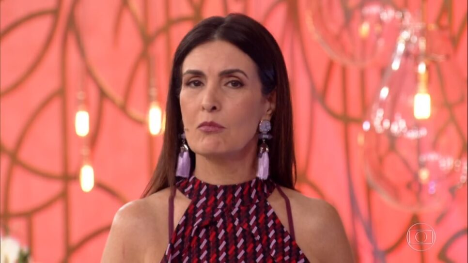Fátima Bernardes surgiu anunciando Encontro