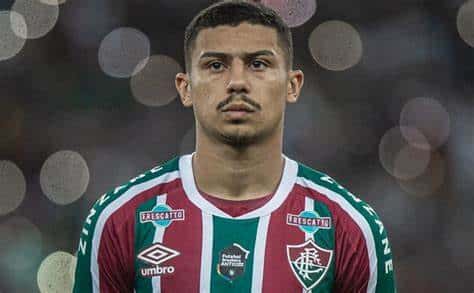 Torcida do Fluminense se revolta com ausência de André em amistoso do Brasil: 'Ridículo'