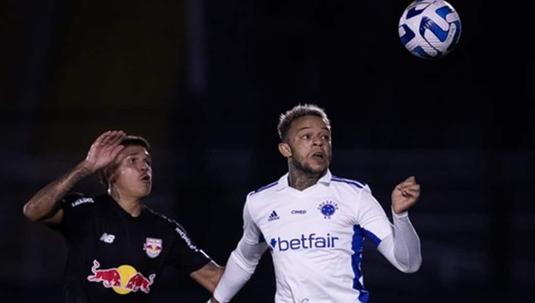 Rafael Bilu entrou em campo pelo Cruzeiro e fez bom resultado 