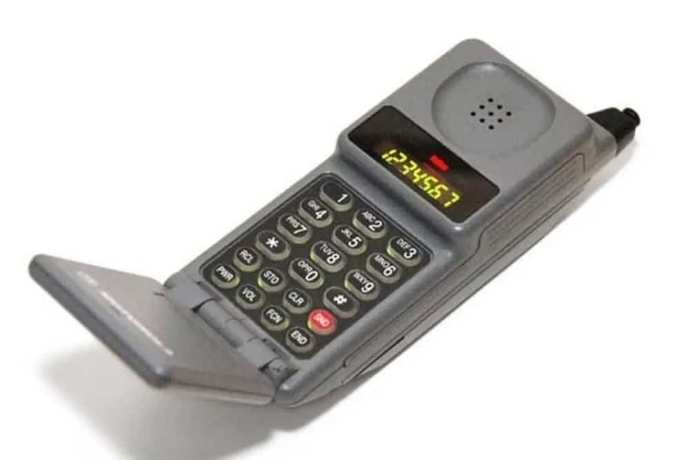 PT-550 da Motorola foi o primeiro 'tijolão' do país