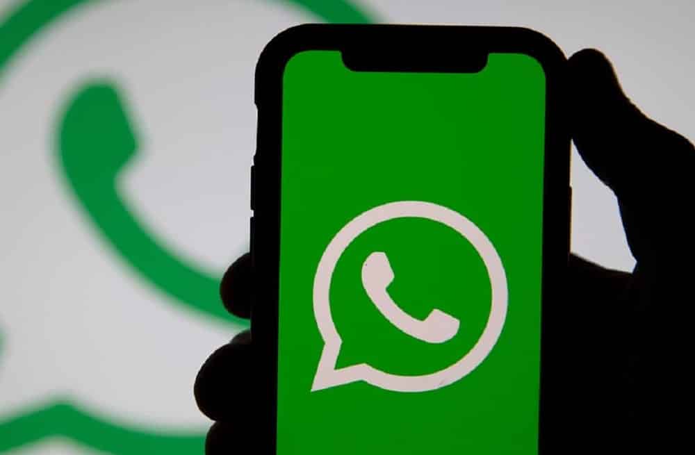 WhatsApp deixou de funcionar em alguns modelos de aparelho celular (Imagem: Montagem)