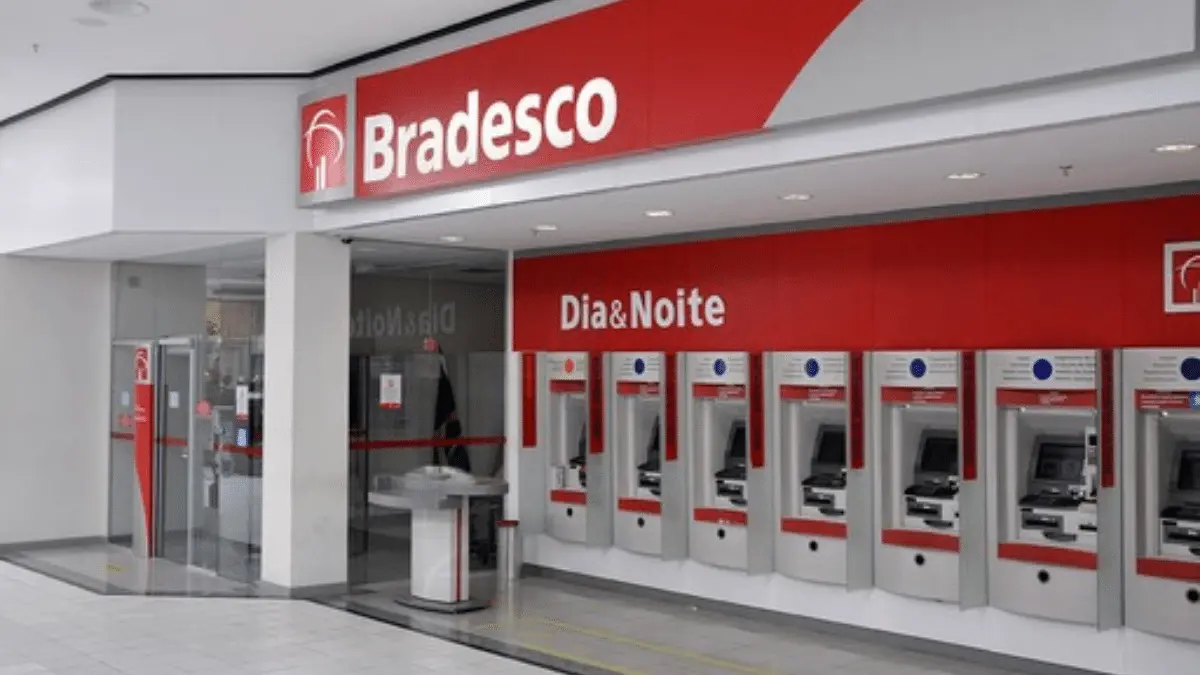 Atitude do Bradesco causa revolta (Imagem Reprodução Internet)