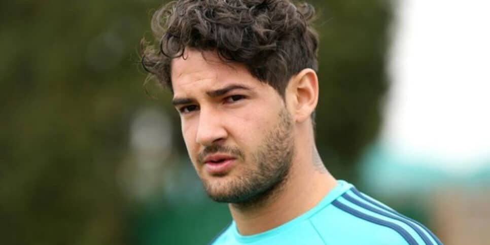Alexandre Pato pode ser contrato por gigante clube brasileiro (Imagem Reprodução Internet)