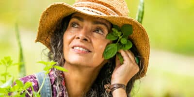 Vai na Fé: Dora descobre doença grave e morre (Imagem Reprodução Globo)