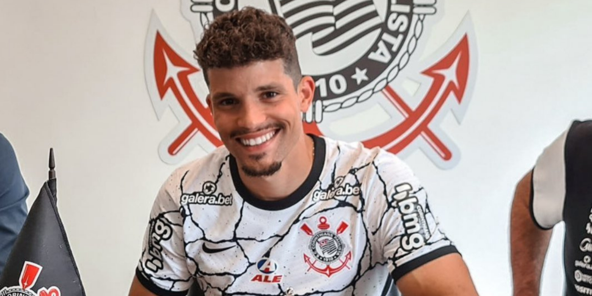 Rafael Ramos, lateral direito do Corinthians (Imagem Reprodução Internet)