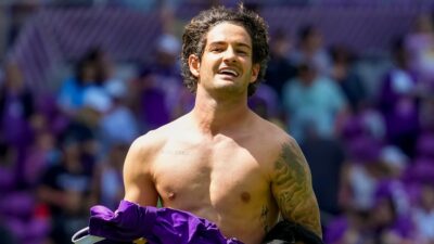 O famoso técnico do São Paulo falou sobre a situação do jogador de futebol, Pato (Foto: Reprodução/ Getty Images)