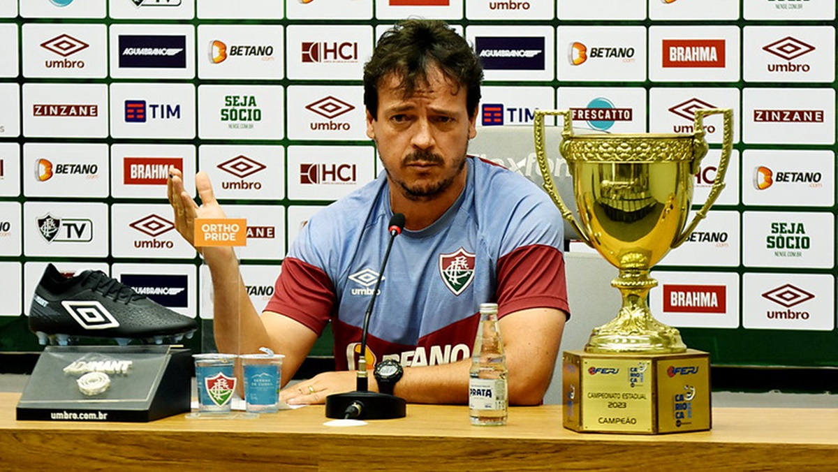 Fernando Diniz em coletiva após jogo do Paysandu pela Copa do Brasil