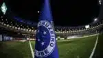 Bandeira do Cruzeiro em campo (Foto: Reprodução)