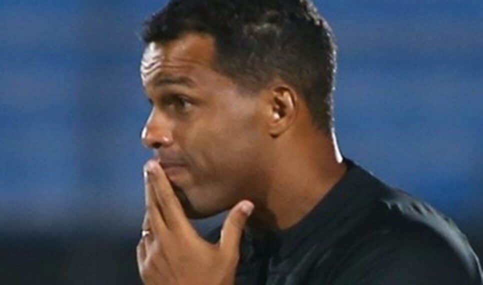 O técnico do Corinthians, Fernando Lázaro foi defendido pelo famoso jogador de futebol (Foto: Reprodução)