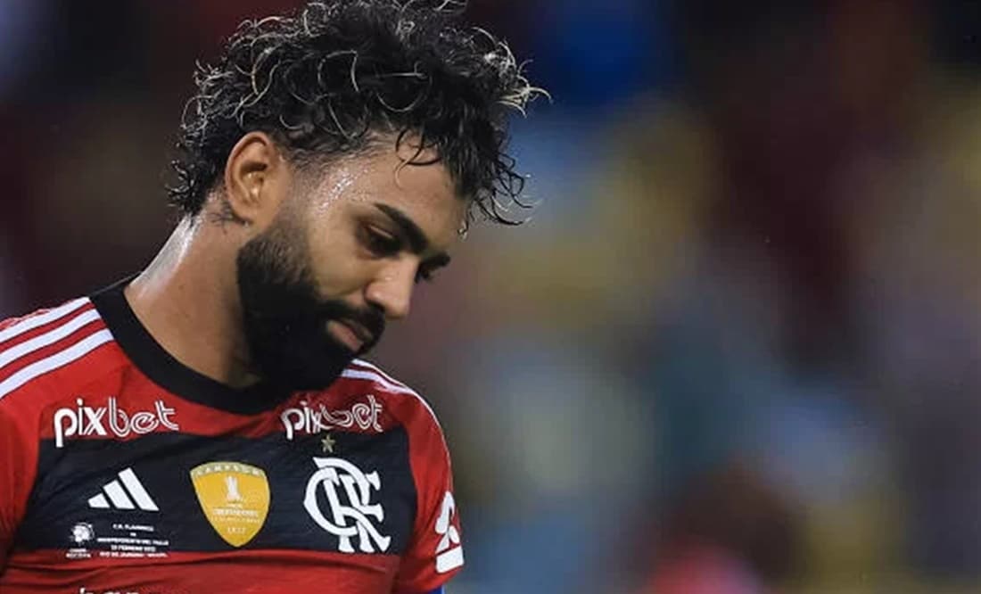 Gabigol está triste e demonstrando cansaço ao jogar pelo Flamengo 