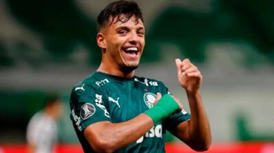 Imagem do post Gabriel Menino abre o jogo sobre fase atual no Palmeiras e assume a posição que prefere: “Mais confortável”