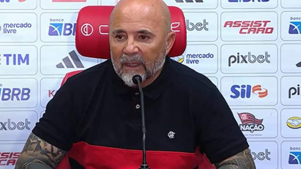 Sampaoli anuncia adeus de jogador do Flamengo (Foto: Reprodução)