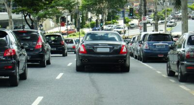 Imagem do post Precaução: Novo golpe aplicado atinge motoristas que estacionam seus carros nas ruas e você precisa saber