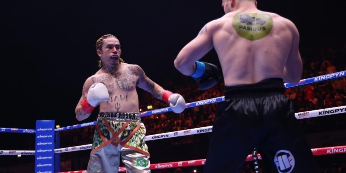 Whindersson Nunes lutou contra Filipek em torneio de boxe (Foto: Vianney Le Caer/ Px Images)