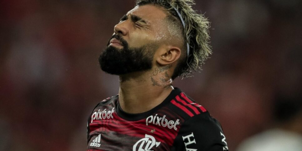 Famoso jogdor de futebol vem enfrentando críticas (Foto: Reprodução)