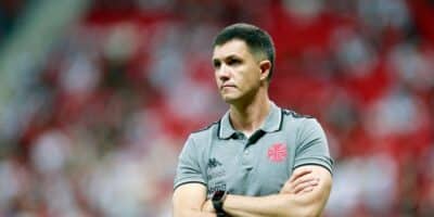 Vasco aciona 777 para reforços para Barbieri (Imagem Reprodução Internet)