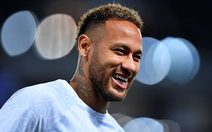 Neymar ainda faz parte do elenco do PSG (Foto: Reprodução)