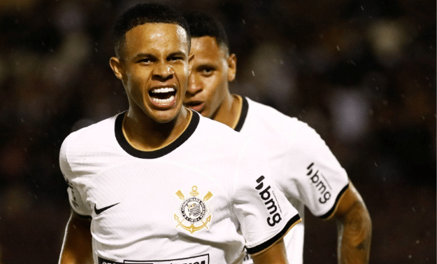 O famoso jogador do Timão, Pedro foi colocado na geladeira pelo técnico (Foto: Reprodução)