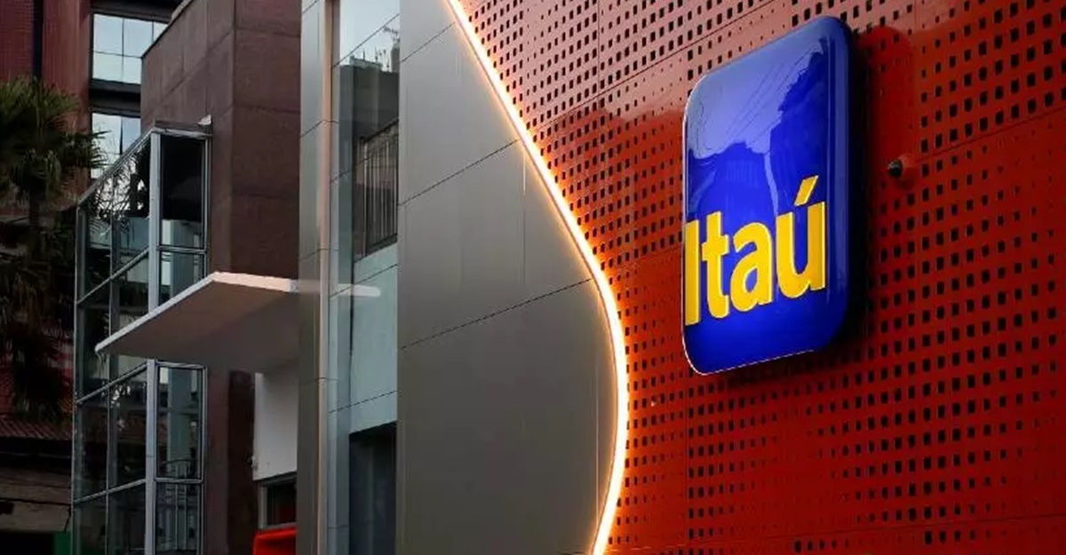 Fachada de uma agência do Banco Itaú (Foto: Reprodução/ Internet)