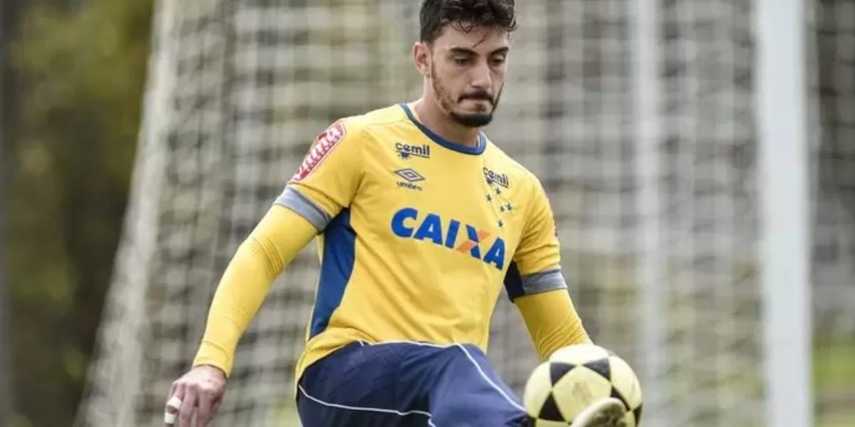 Rafael expõe dificuldades e insatisfação com a forma como deixou o Cruzeiro