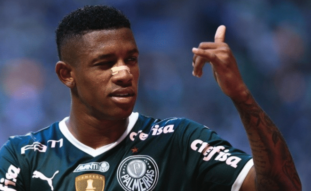 Torcedores do Palmeiras 'intimidam' substituto do Danilo (Foto: Reprodução)