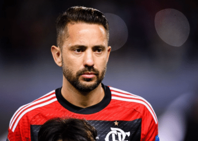 Everton Ribeiro fica fora da disputa entre Flamengo e Corinthians (Foto: Reprodução)