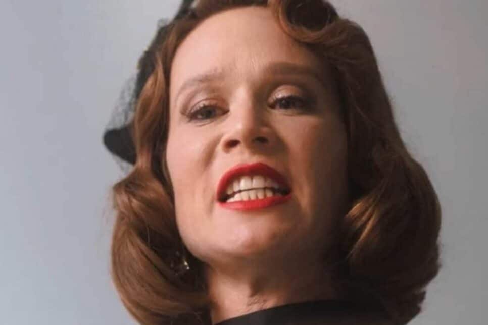 Gilda faz Marê ficar na pior e humilha mocinha (Foto: Reprodução)