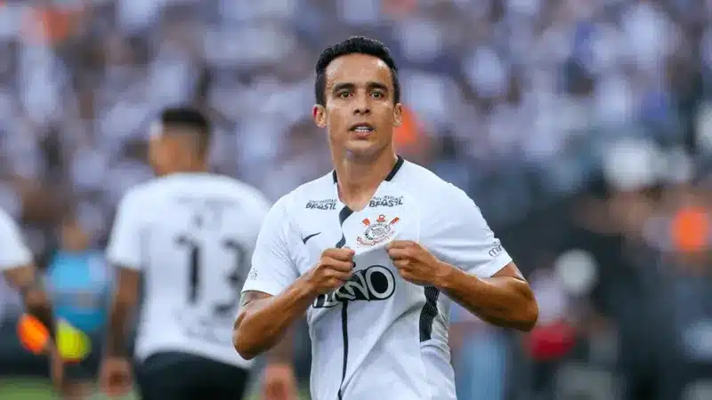 Jadson deve receber R$ 11 milhões do Corinthians. (Reprodução/Internet)