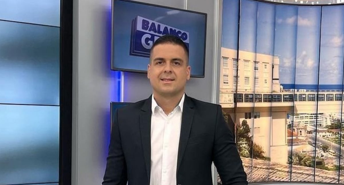 Marcelo Castro, ex-jornalista do Baçanço Geral, da afiliada da Record na Bahia (Foto: Reprodução/ TV Itapoan/ YouTube)