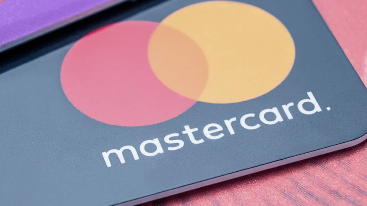 Clientes Mastercard agora vão ter 24 horas de atendimento online (Imagem: Reprodução)