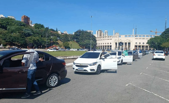 Greve! Motorista de aplicativo continuam com paralisação geral (Foto: Reprodução)