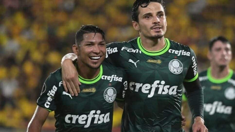 Raphael Veiga fez o primeiro gol do Palmeiras contra o Barcelona-EQU