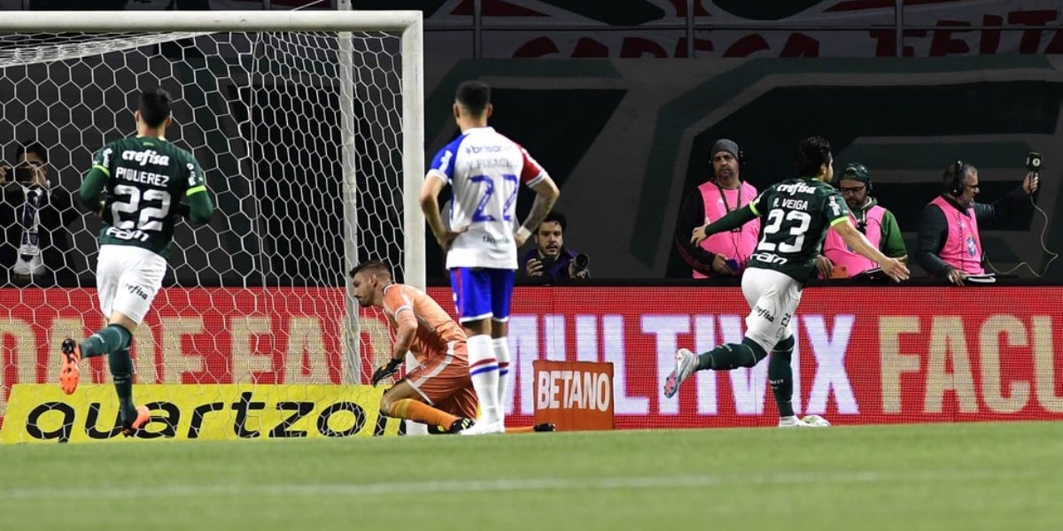 Gols de Raphael Veiga, Bruno Tabata e Richard Ríos garantem a vitória do Palmeiras