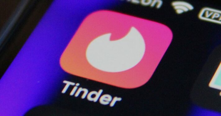 Tinder retira função do aplicativo