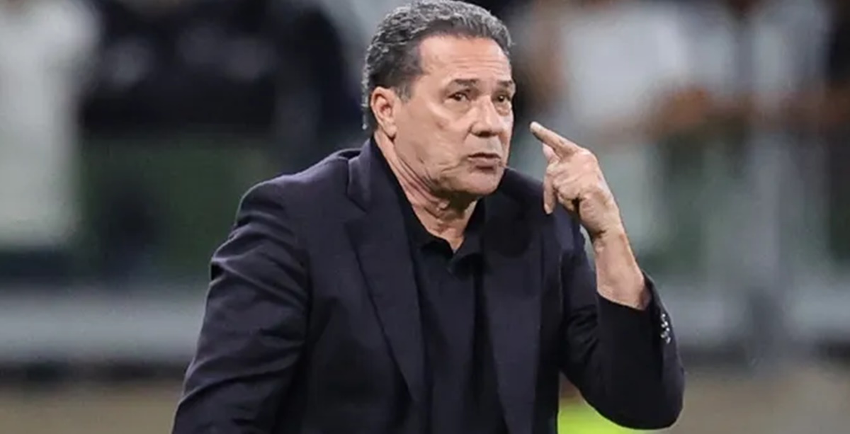 Vanderlei Luxemburgo, técnico do Corinthians